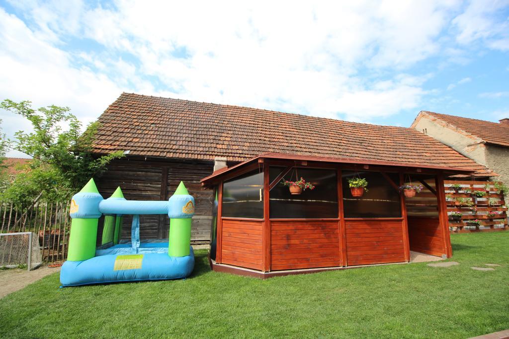 Villa Lienka Besenova Exterior foto