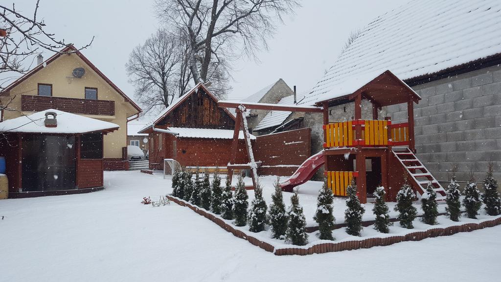 Villa Lienka Besenova Exterior foto