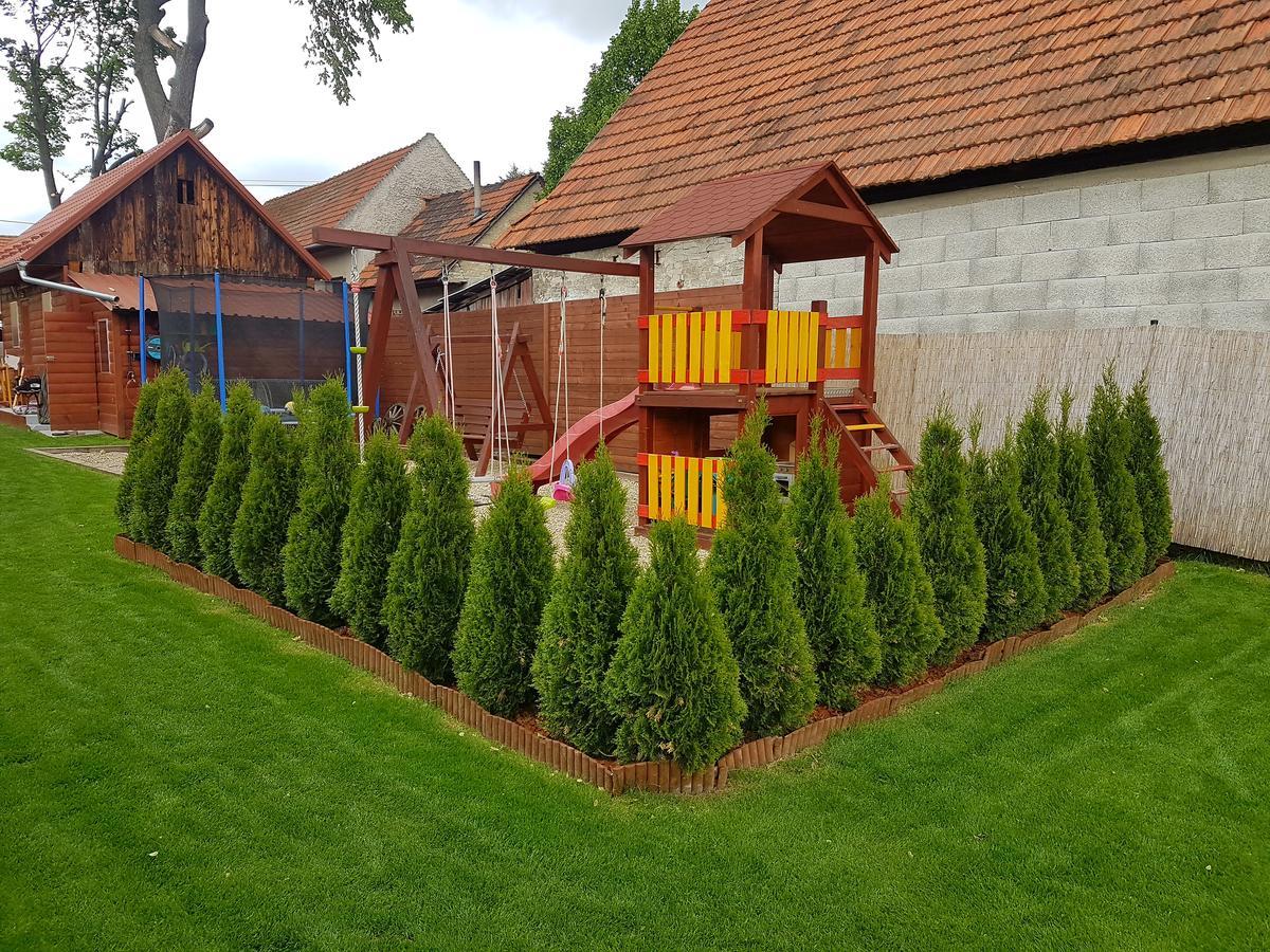 Villa Lienka Besenova Exterior foto